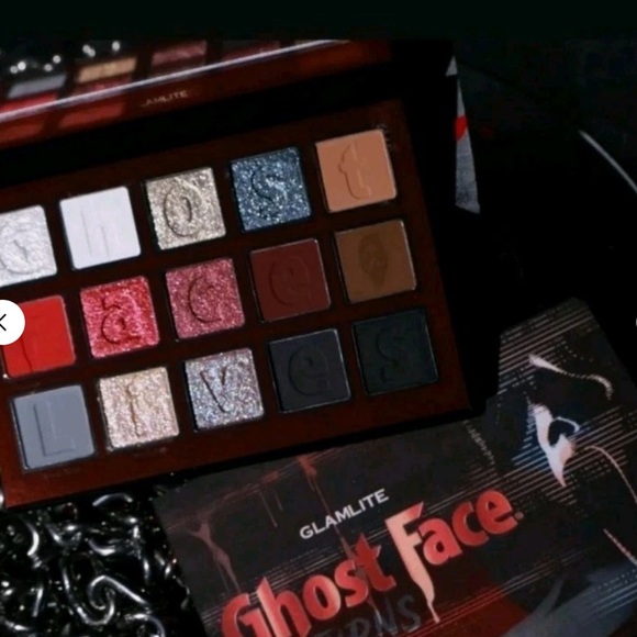 BNIB Glamlite GHOST FACE Face Makeup Set with PR Box - Picture 7 of 15